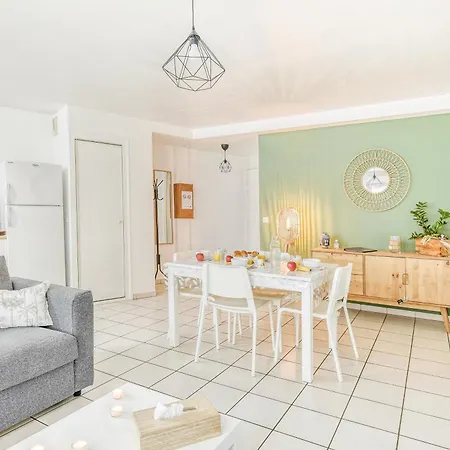 Cosy T2 A 100m De La Gare, Parking Gratuit, Wifi Fibre Pour 4 Personnes Apartment
