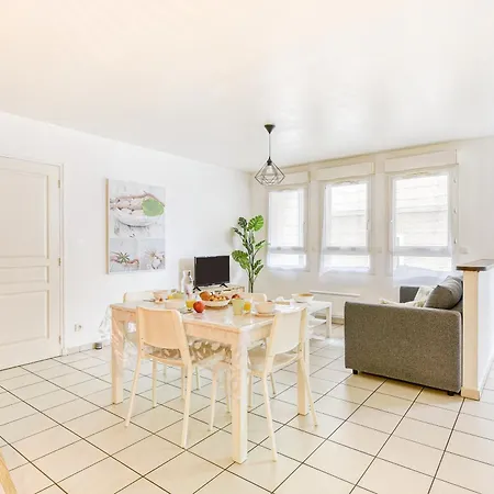 Apartment Cosy T2 A 100m De La Gare, Parking Gratuit, Wifi Fibre Pour 4 Personnes *